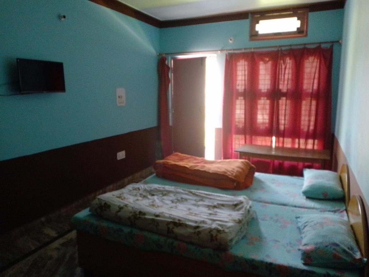 Paras Hotel Uttarkāshi Extérieur photo